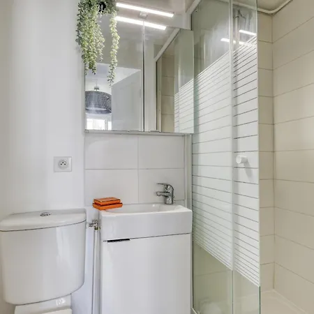 Branded New Cozy Studio In The Heart Of Paris 17 Exterior foto