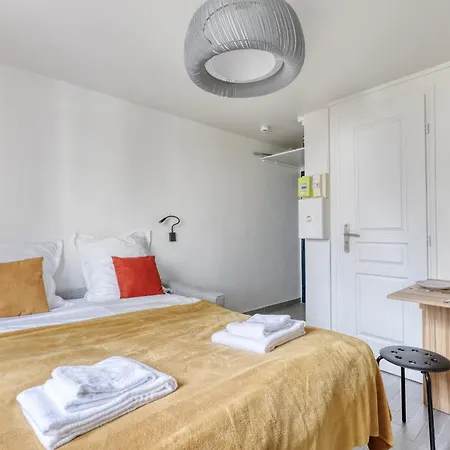 Branded New Cozy Studio In The Heart Of Paris 17 Exterior foto
