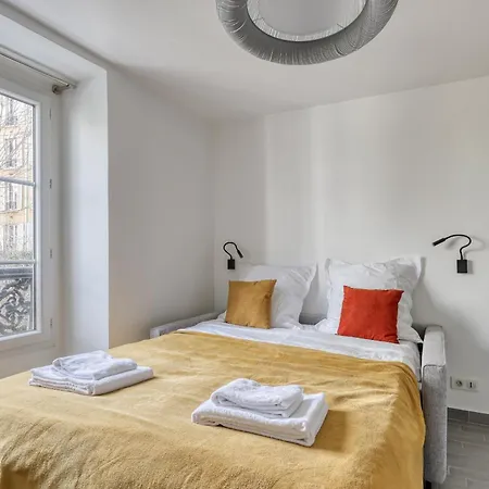 Branded New Cozy Studio In The Heart Of Paris 17 Exterior foto