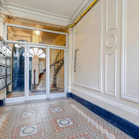 Branded New Cozy Studio In The Heart Of Paris 17 Exterior foto