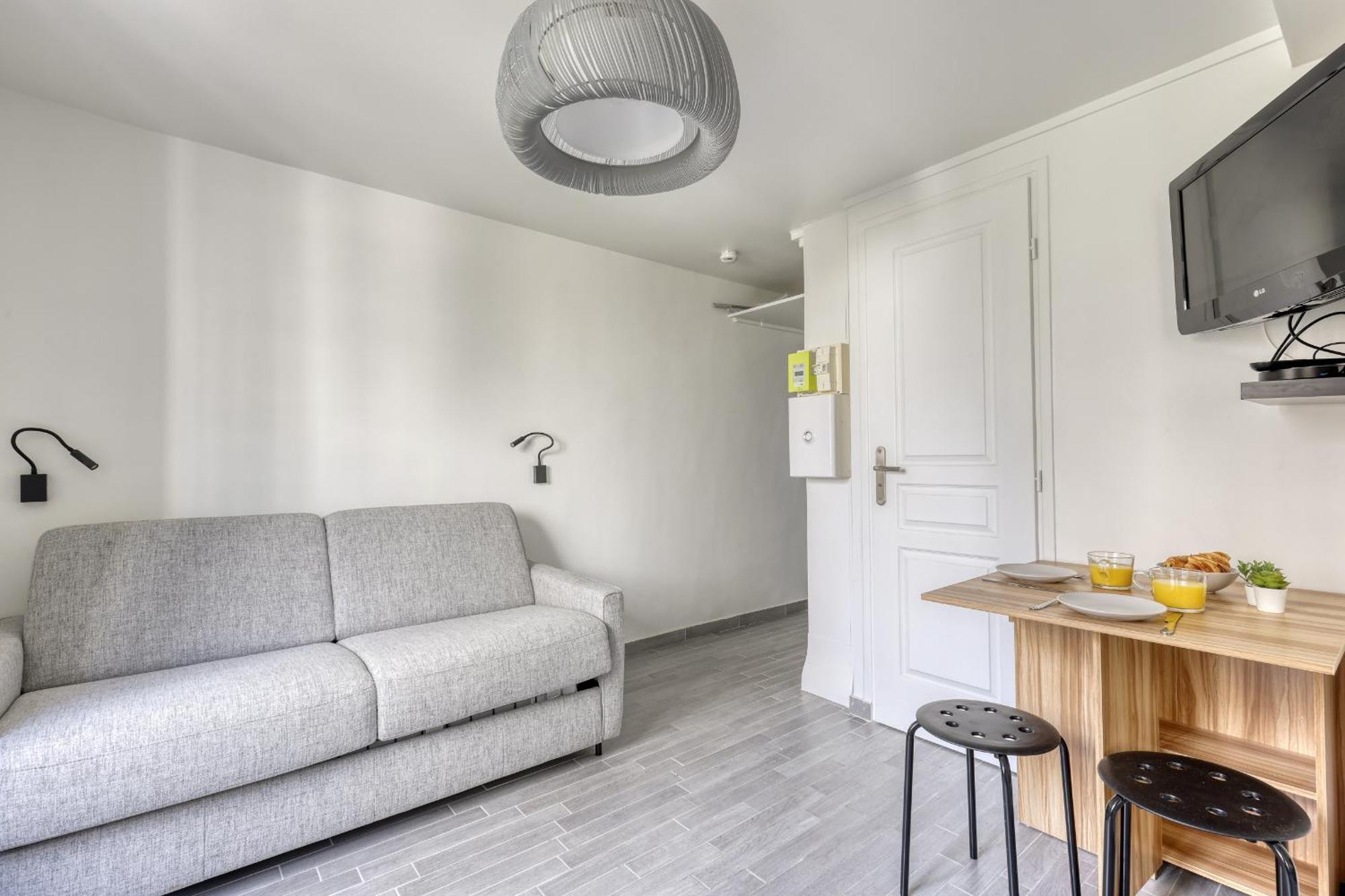 Branded New Cozy In The Heart Of 17 * Paris